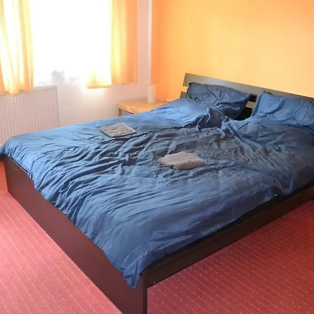 Casa de hóspedes Ve Dvore Ostrava